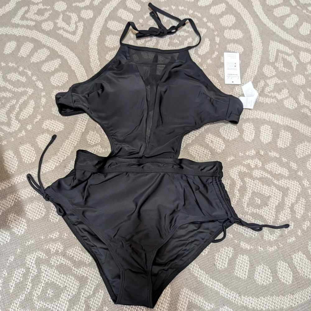 Cupshe Monokini One Piece Swimsuit Womens‎ XS Black NWT Mesh Halter Cutout